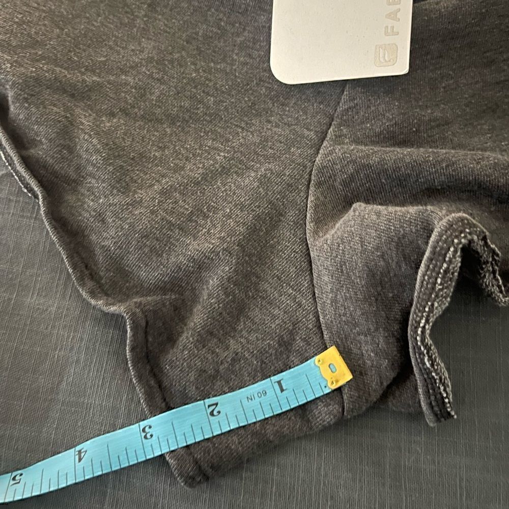 New fabletics shorts sz xxL - Picture 13 of 15